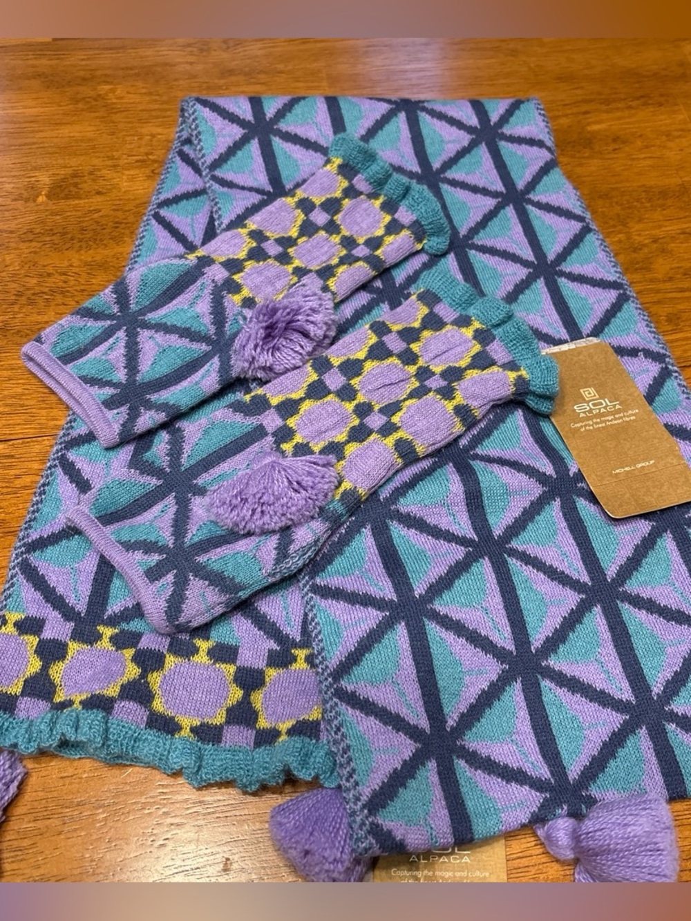 Sol Alpaca Scarf and Fingerless Gloves 100% Baby Alpaca New with Tags